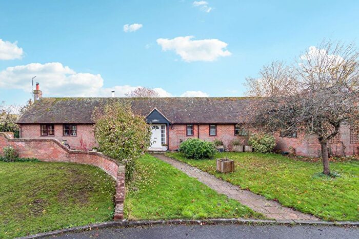 4 Bedroom Property For Sale In Sydenham Road, Sydenham, OX39