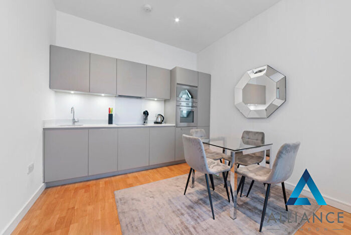 1 Bedroom Flat To Rent In Scimitar House, Eastern Road, Romford, Essex, RM1