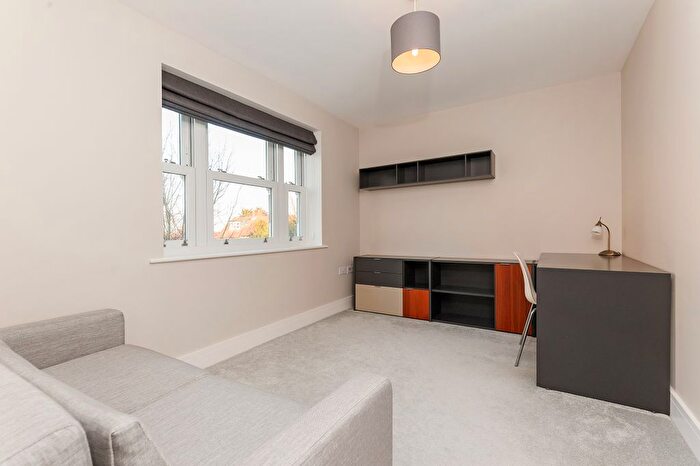 5 Bedroom Terraced House For Sale In Emerald Square, London, SW15