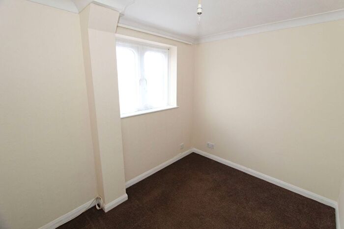 1 Bedroom Flat For Sale In Princes Road, Torquay, Devon, TQ1