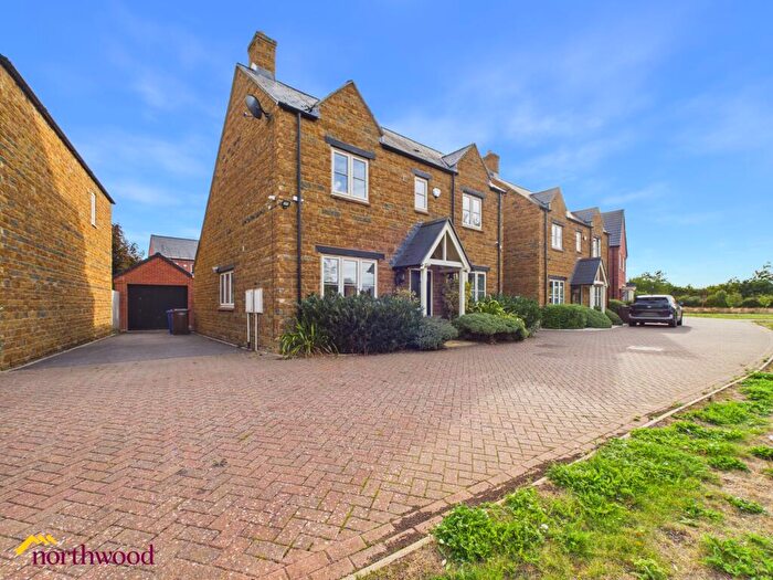 4 Bedroom Detached House To Rent In George Parish Road, Banbury, OX16