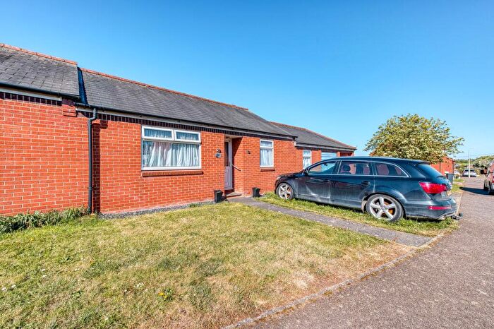 2 Bedroom Semi-Detached Bungalow For Sale In Woodward Avenue, Bacton, IP14