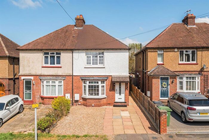 2 Bedroom Semi-Detached House For Sale In Moncktons Avenue, Maidstone, ME14