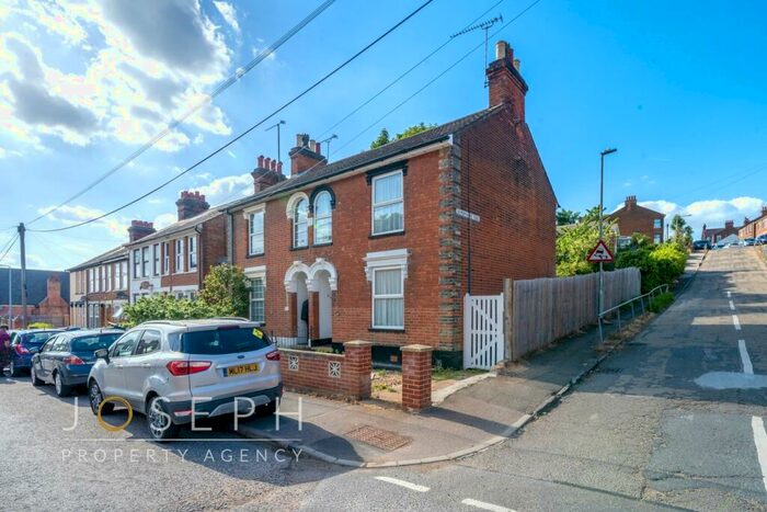 4 Bedroom Semi-Detached House To Rent In Cavendish Street, Ipswich, IP3