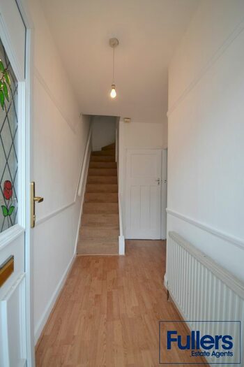 3 Bedroom Terraced House To Rent In Norfolk Close, Palmers Green, N13