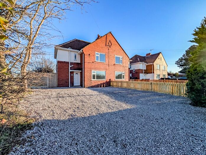 3 Bedroom Terraced House For Sale In The Beeches Station Road, Blaxton, Doncaster, DN9