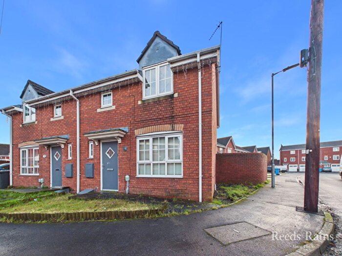3 Bedroom Semi-Detached House For Sale In Acasta Way, Hull, East Riding Of Yorkshire, HU9