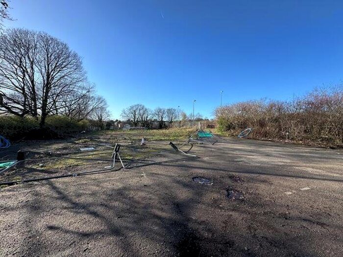 Storage Facility To Rent In Upper Yard, North London Business Park, Oakleigh Road South, New Southgate, London, Greater London, N11