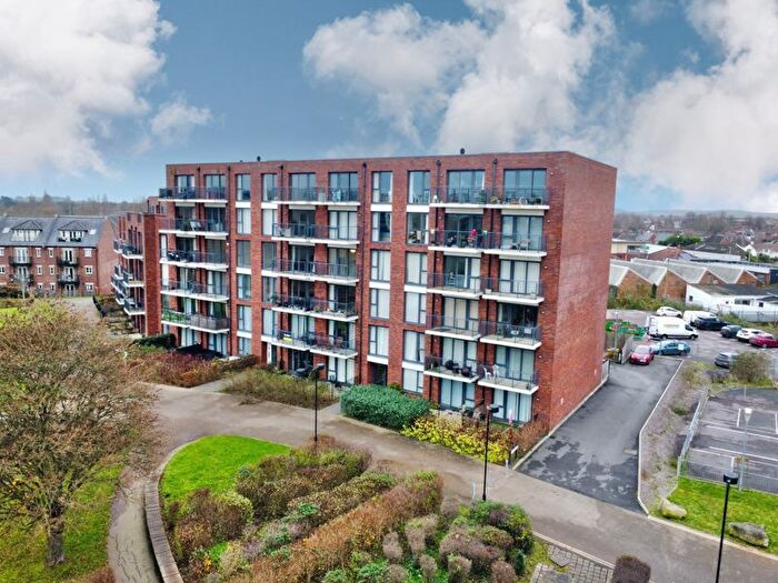 2 Bedroom Flat To Rent In Youngman Place, Taunton, TA1