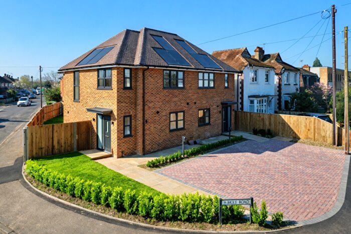 3 Bedroom Semi-Detached House For Sale In Mole Road, Hersham Village, KT12
