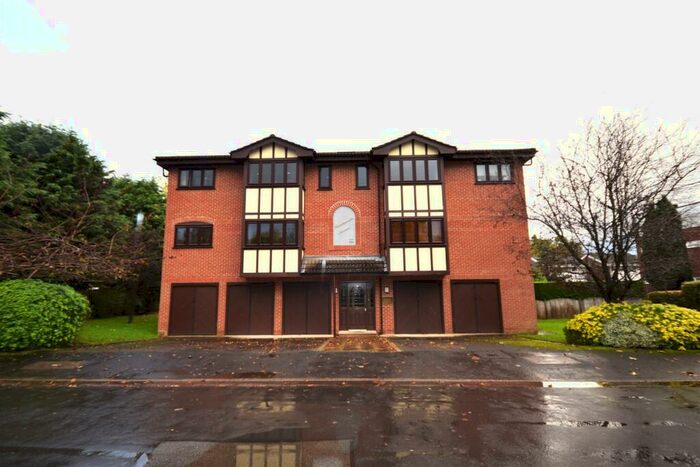 2 Bedroom Flat To Rent In Chatsworth Manor, Ladybrook Road, Bramhall, Stockport, SK7