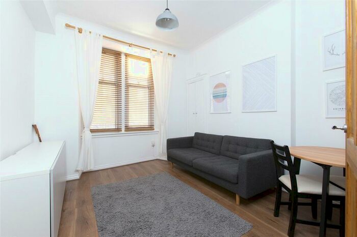 1 Bedroom Flat To Rent In Caledonian Crescent, Dalry, Edinburgh, EH11