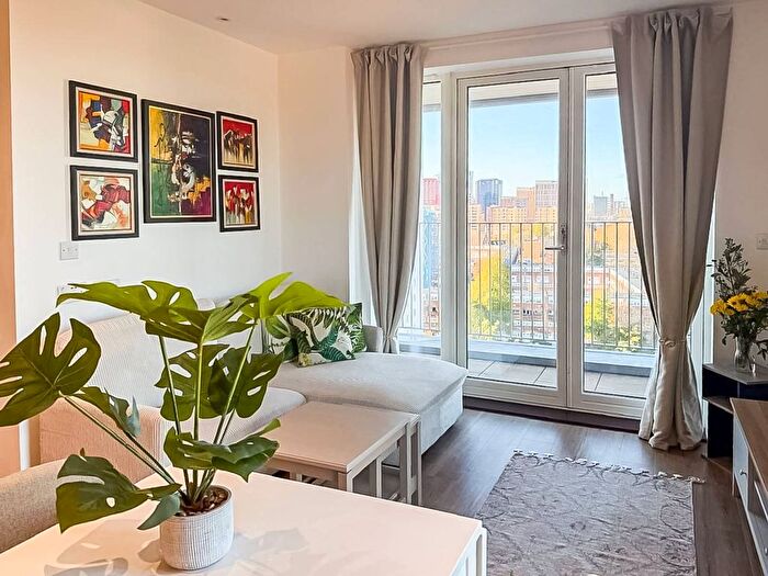2 Bedroom Flat To Rent In Katie Court, Canning Town, London, E16