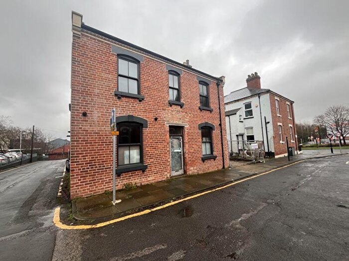 4 Bedroom Detached House For Sale In South Arden Street, Darlington, DL1