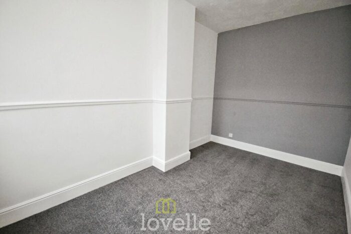 3 Bedroom Terraced House For Sale In Poplar Road, Cleethorpes, DN35