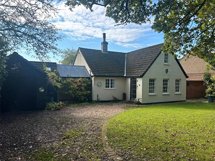 3 Bedroom House For Sale In Upper Old Park Lane, Farnham, GU9