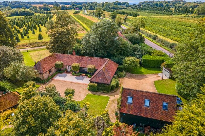 4 Bedroom Detached House For Sale In Greenfield, Christmas Common, Watlington, Oxfordshire, OX49