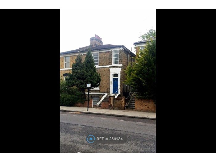 1 Bedroom Flat To Rent In Middleton Road, London, E8