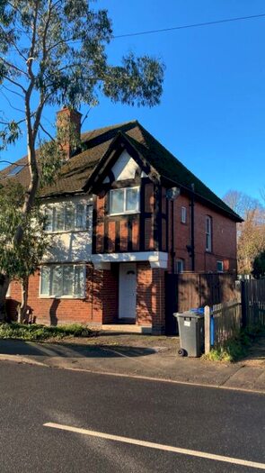3 Bedroom Semi-Detached House To Rent In Carlton Road, Littleover, DE23