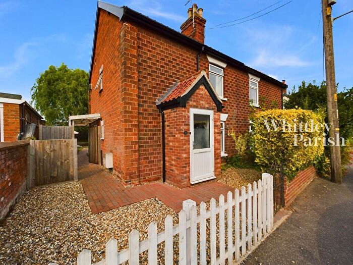2 Bedroom Semi Detached House To Rent In Sunnyside, Diss, IP22