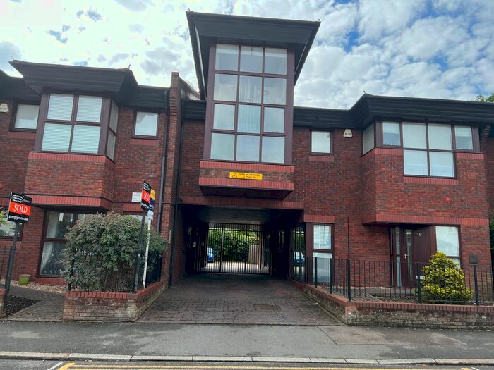 1 Bedroom Flat To Rent In Southlands Road, Bromley, BR2