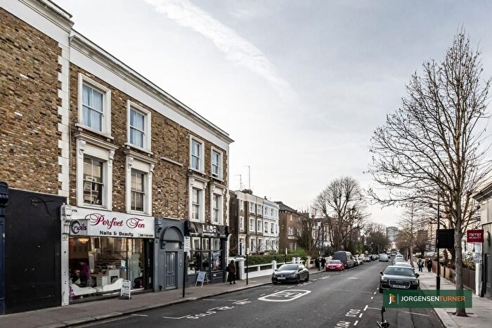 1 Bedroom Flat For Sale In Lancaster Road, Notting Hill, W11