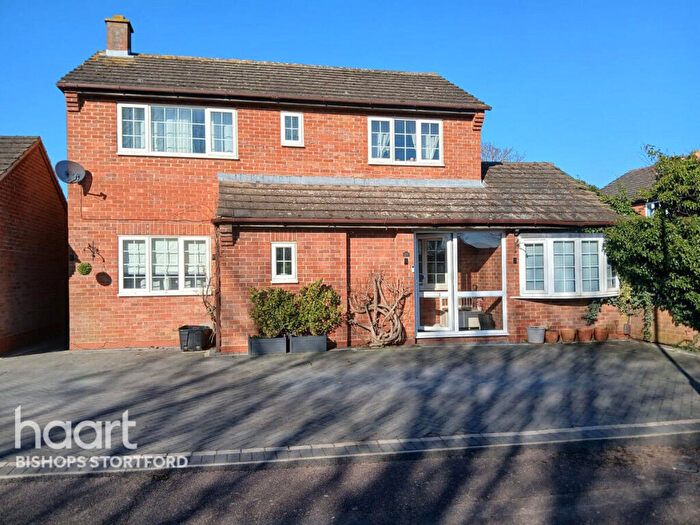 4 Bedroom Detached House For Sale In Penningtons, Bishop's Stortford, CM23