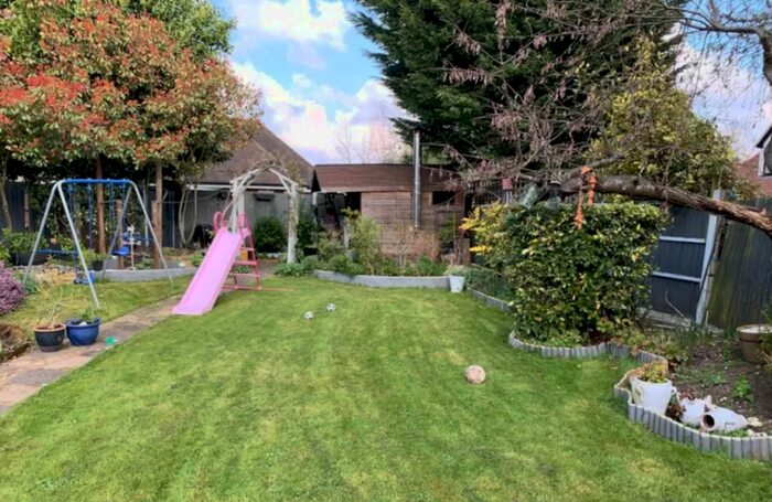 4 Bedroom Semi-Detached House To Rent In Shillibeer Walk, Chigwell, IG7