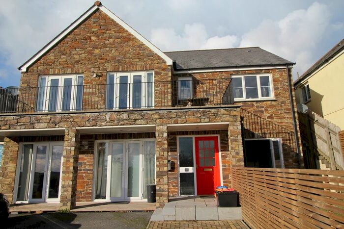 3 Bedroom Flat To Rent In Carclaze Road, St. Austell, Cornwall, PL25