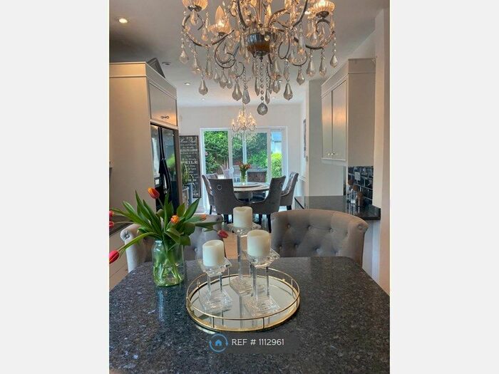 4 Bedroom Detached House To Rent In Streetly, Sutton Coldfield, B74