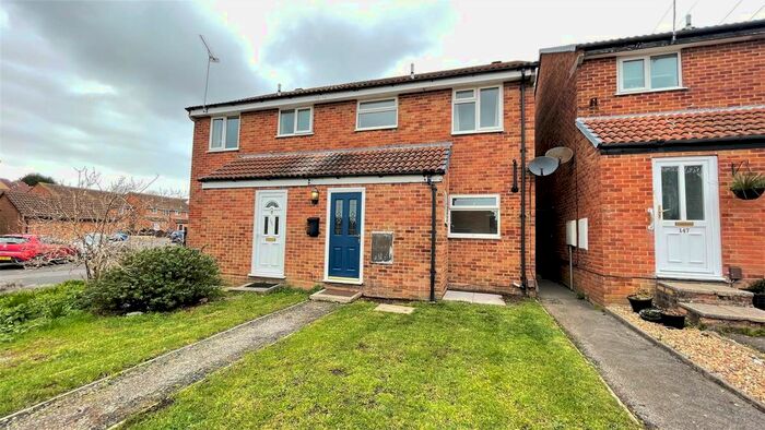 3 Bedroom Semi-Detached House To Rent In Aspen Gardens, Poole, BH12