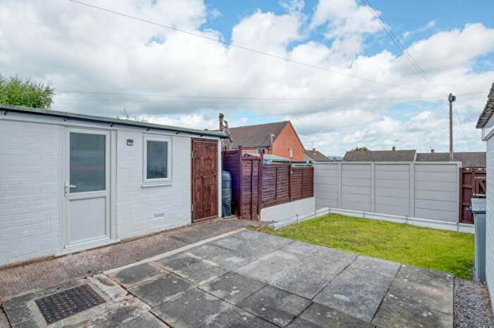 3 Bedroom Terraced House For Sale In Foxwalks Avenue, Rock Hill, Bromsgrove, B61