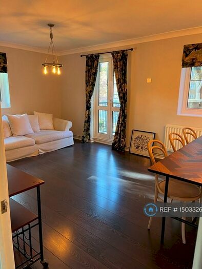 2 Bedroom Flat To Rent In Chulsa Road, London, SE26