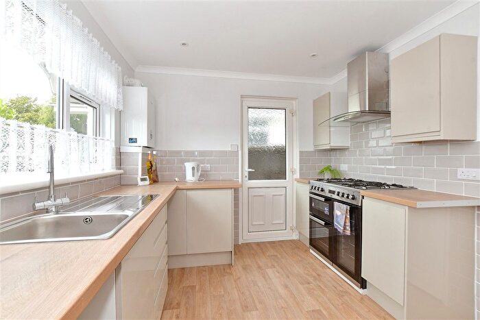 3 Bedroom Detached Bungalow For Sale In Clarendon Close, Brading, Isle Of Wight, PO36