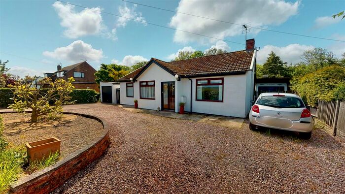 4 Bedroom Detached Bungalow For Sale In Higher Lane, Rainford, WA11