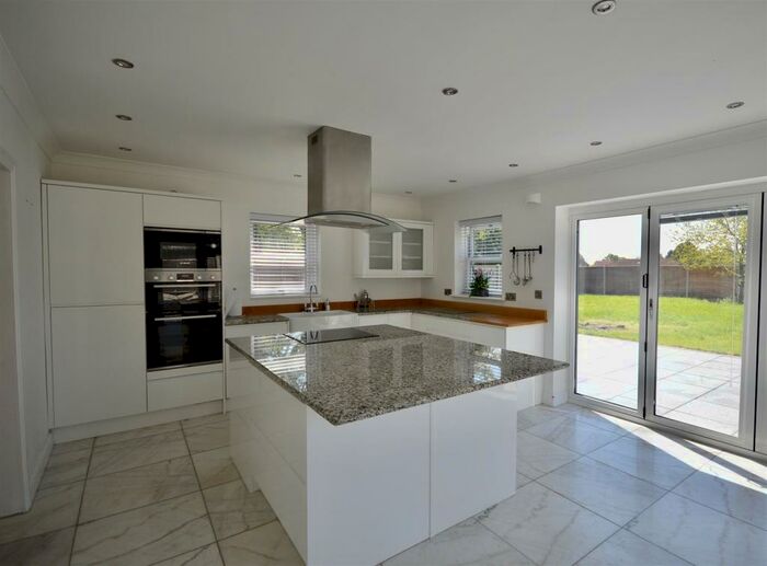4 Bedroom House To Rent In Stocks Lane, Faldingworth, Market Rasen, LN8