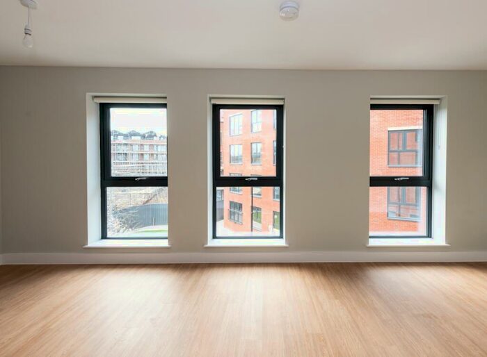 2 Bedroom Duplex To Rent In Market Street Newbury, RG14