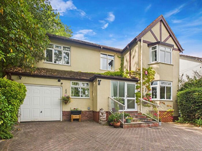 4 Bedroom Detached House For Sale In Chapel Lane, Great Barr, B43
