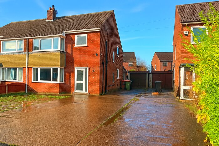 3 Bedroom Terraced House To Rent In Hurstway Close, Preston, Lancashire, PR2