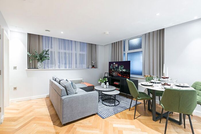 1 Bedroom Flat To Rent In Arlington Road, London, NW1