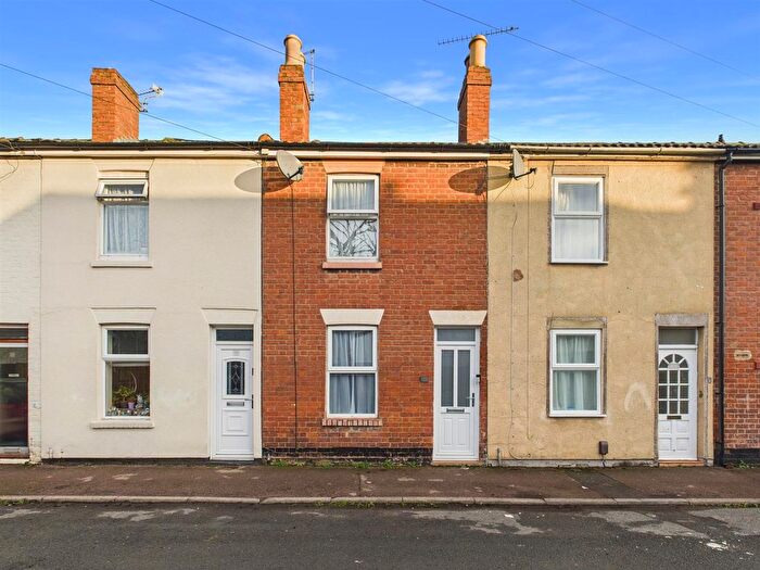 2 Bedroom Terraced House For Sale In New Street, Gloucester, GL1