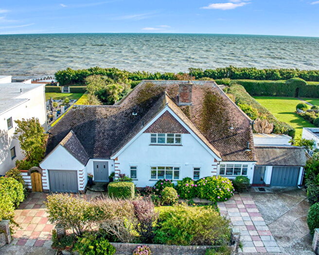 4 Bedroom Detached House For Sale In Sea Drive, Ferring, Worthing, BN12