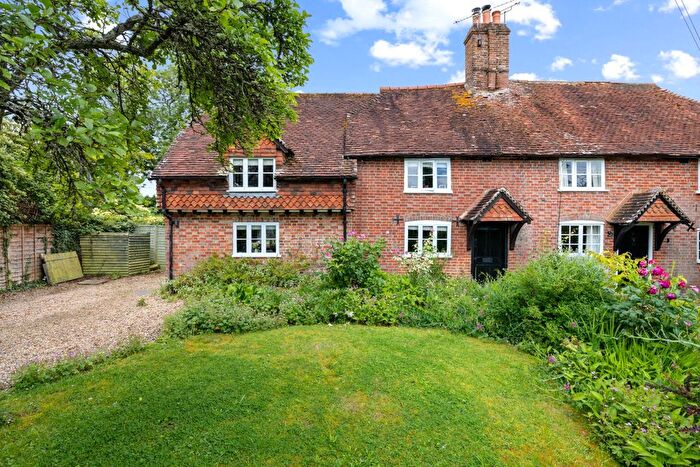 3 Bedroom Semi-Detached House For Sale In Billingshurst, West Sussex, RH14