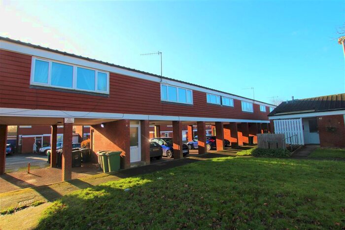 1 Bedroom Flat To Rent In Fulbrook Close, Redditch, B98