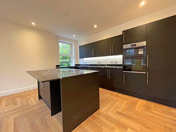 2 Bedroom Flat To Rent In Chester House, Fields Park Road, Newport, NP20