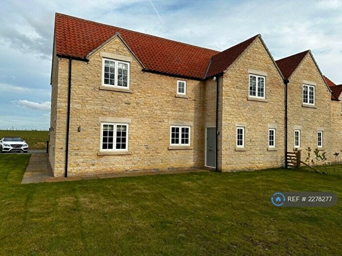 4 Bedroom Semi-Detached House To Rent In Middle Street, Lincoln, LN1