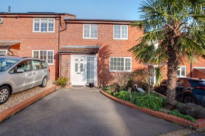 2 Bedroom Terraced House For Sale In West Acres, Amersham, Buckinghamshire, HP7