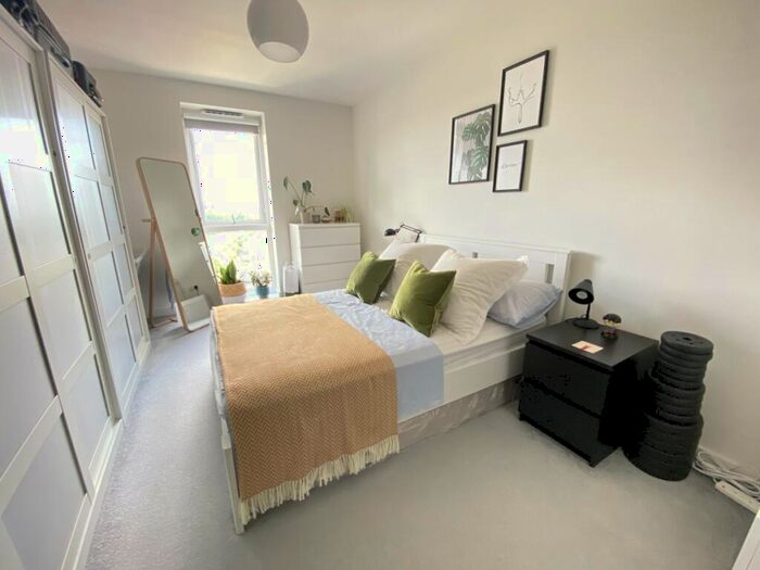 1 Bedroom Flat To Rent In Hampden Road, Hornsey, N8