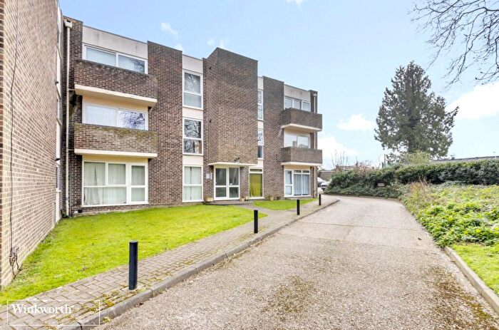 3 Bedroom Apartment To Rent In Lisa Court, Downsland Road, Basingstoke, RG21