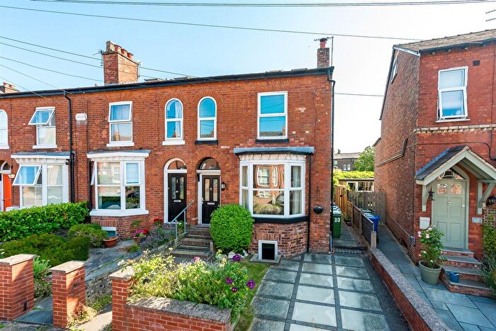 5 Bedroom End Of Terrace House For Sale In Osborne Road, Altrincham, WA15